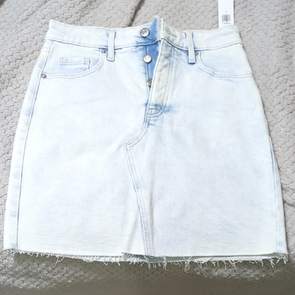 Old Navy Light Wash Denim Skirt